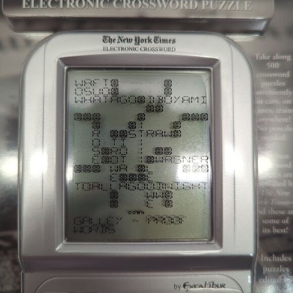 THE NEW YORK TIMES Electronic Crossword Puzzle Hand Held Game 500 Puzzles NEW - Picture 3 of 5
